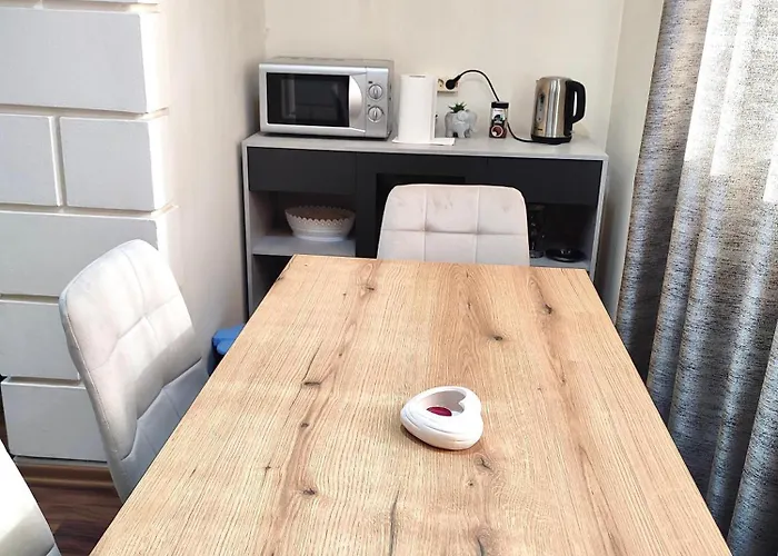 Apartament Center *
