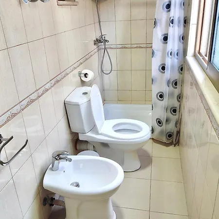Center * Tirana